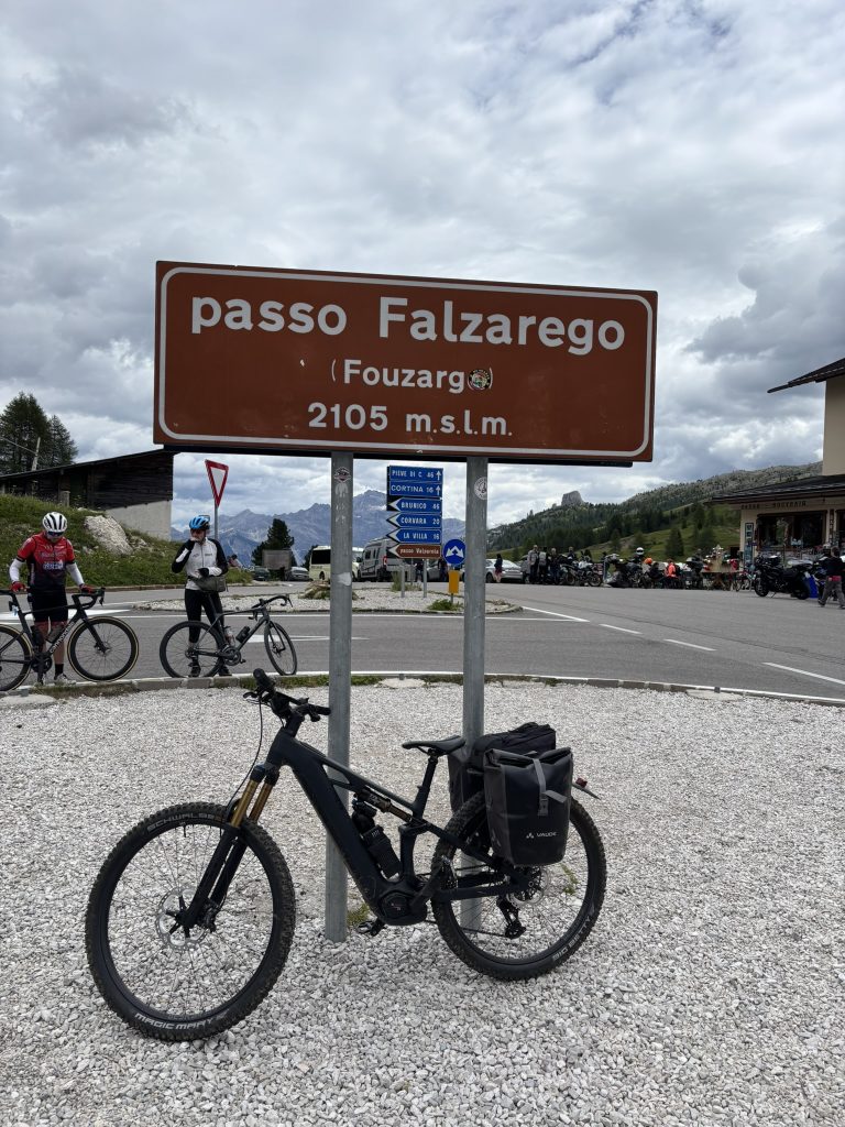 Passo Falzarego 2105m