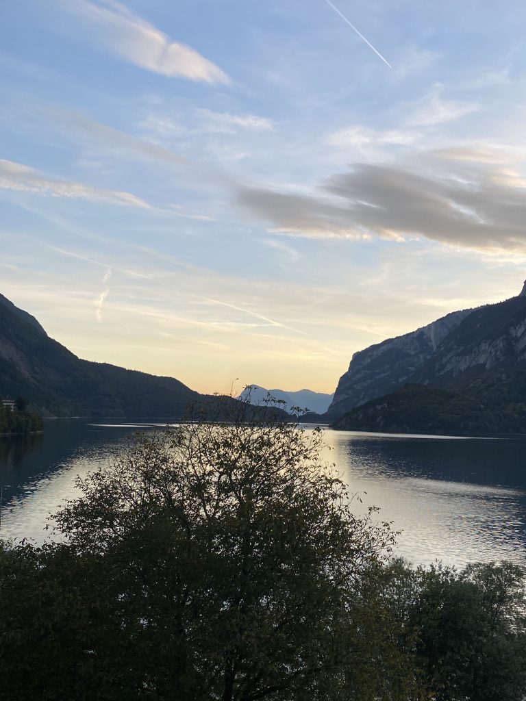 CB5D4CD6-D70A-478E-B0E7-91911866C557-11819-00002A6C47EBDBD9