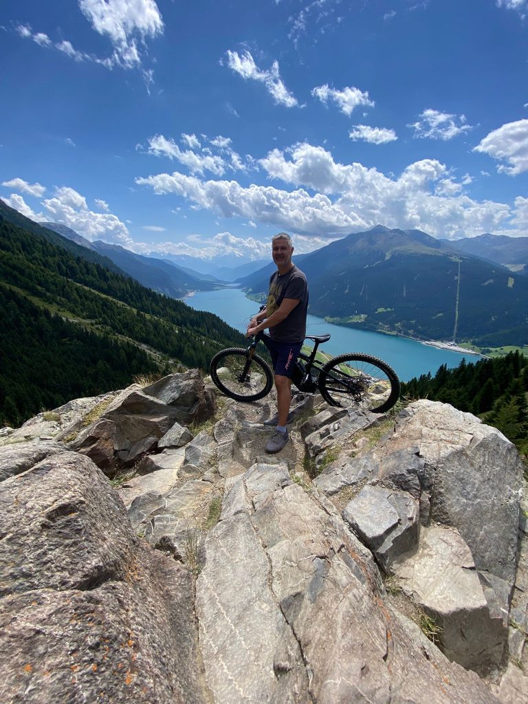 fc84ccc3-1040-4785-bd50-8501a4c3dfbd